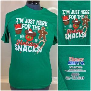 Disney Parks Youth Unisex Sz XL Green Holiday Christmas Snack Short Sleeve Shirt